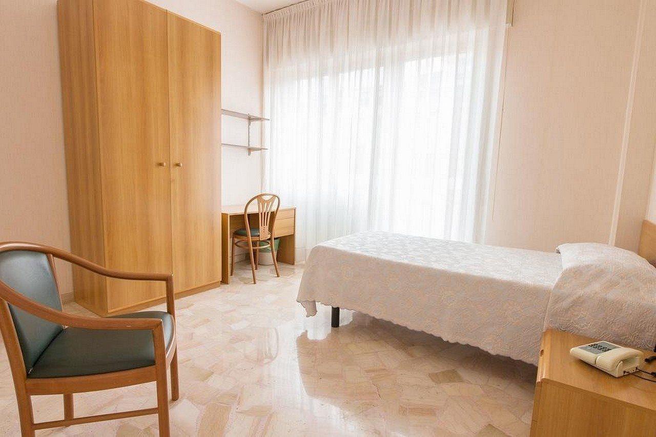Letizia - Casa Per Ferie Gasthof Rom